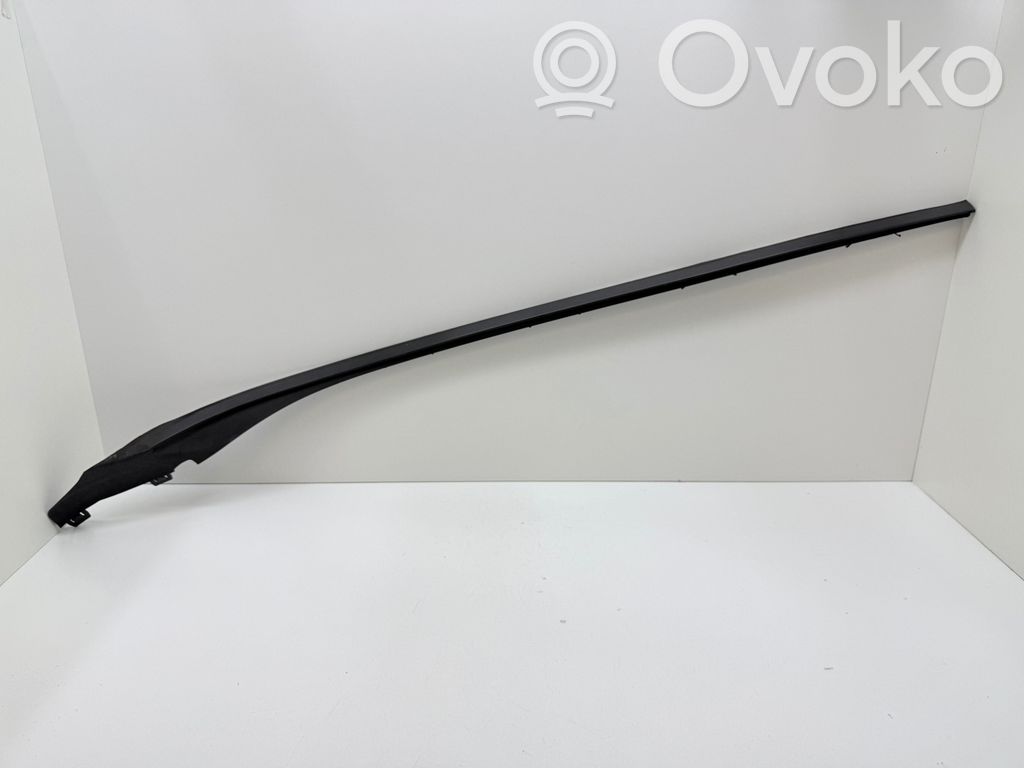 Volvo V60 Windshield trim 