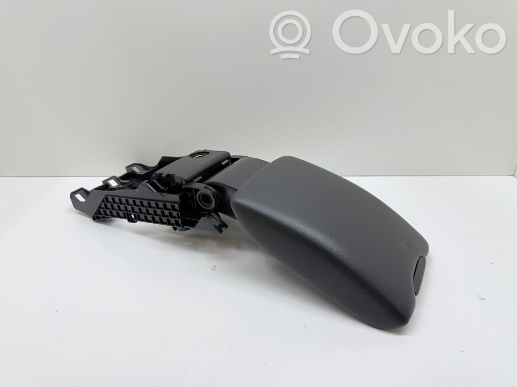Volvo XC60 Armrest 