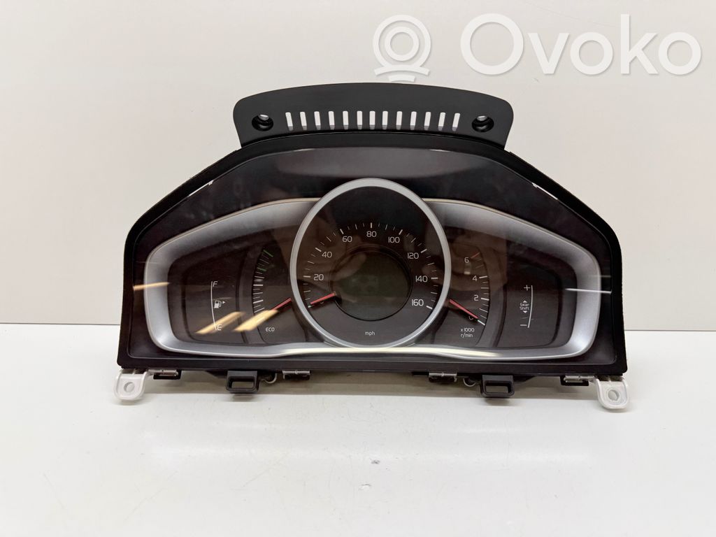Speedometer (instrument cluster)   31327751,799310U,36001779,0078136