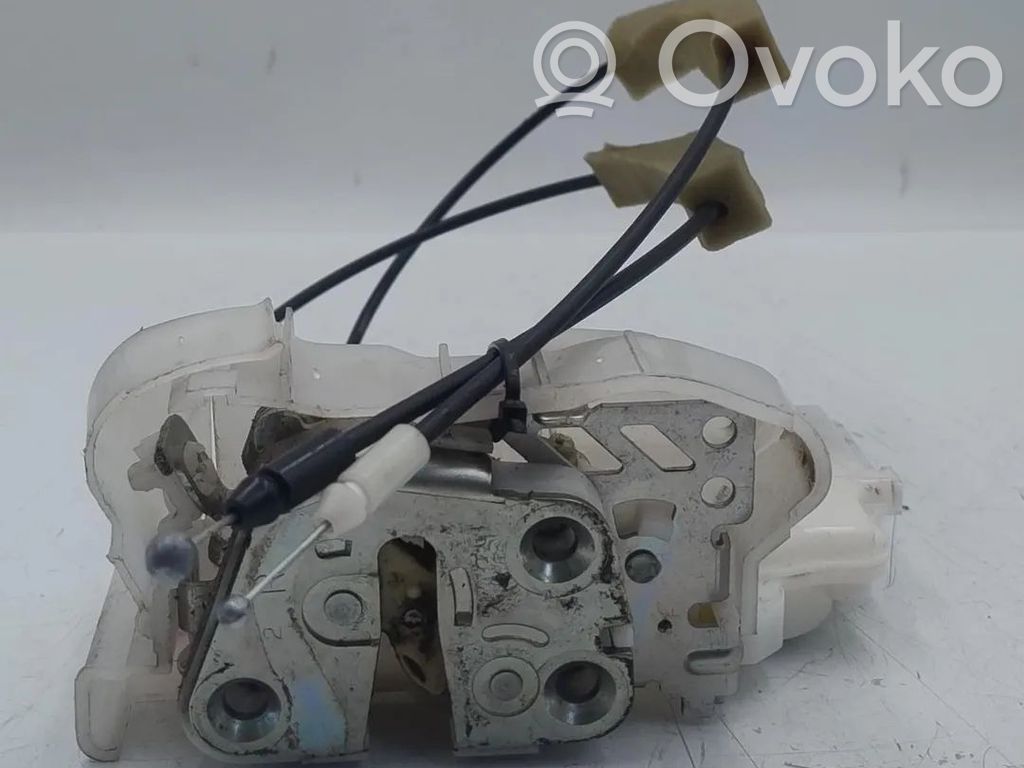 Subaru Legacy Etuoven lukko 