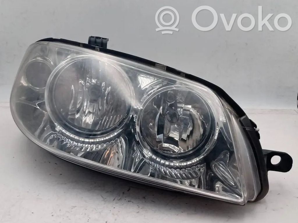 Fiat Punto (188) Scheinwerfer 