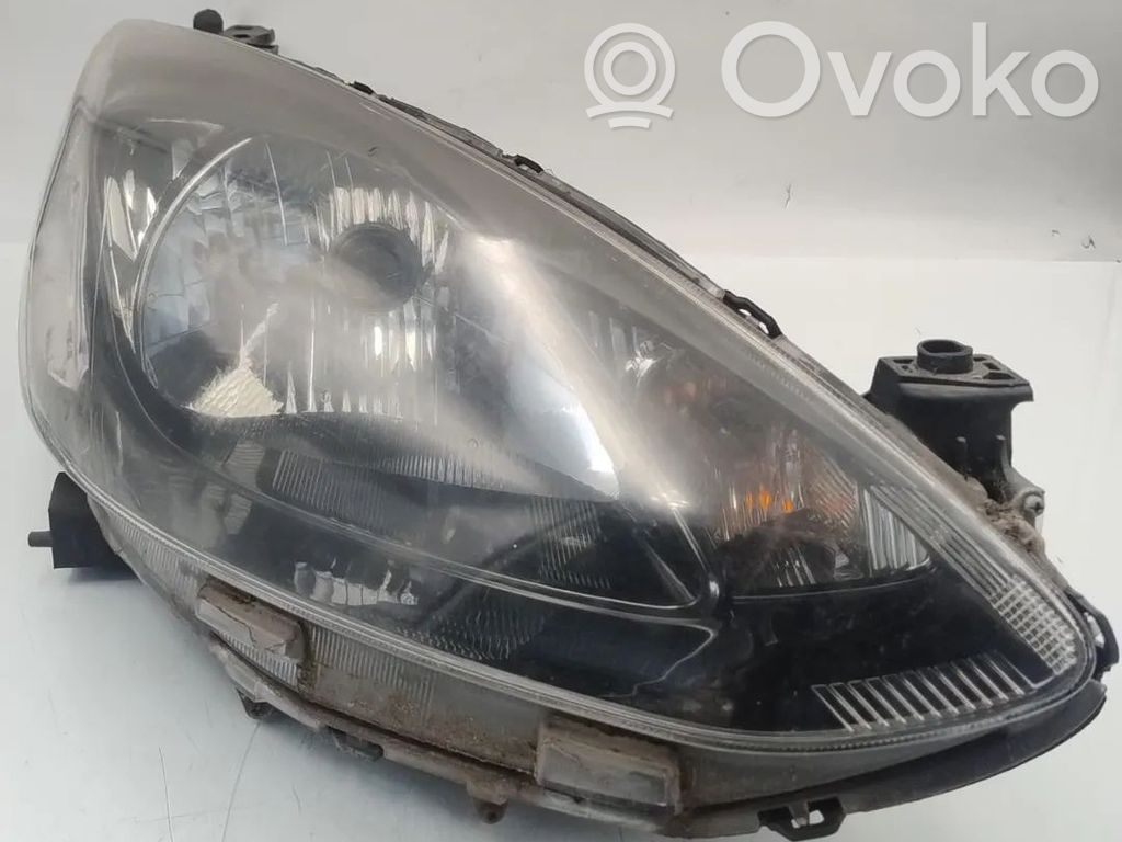 Mazda 2 Headlight/headlamp 