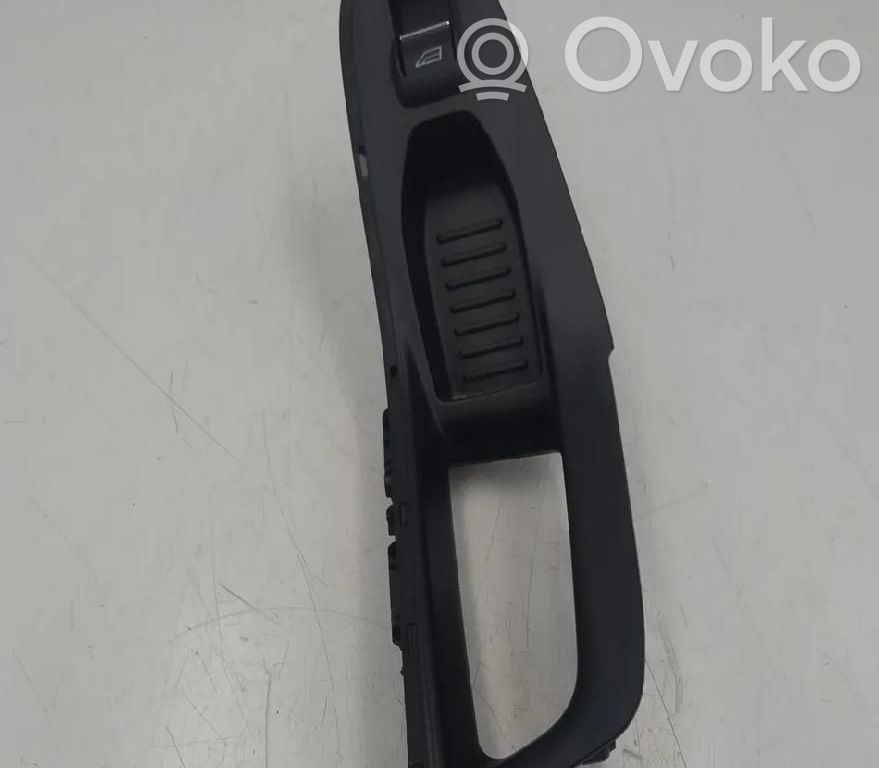 Ford Fiesta Electric window control switch 