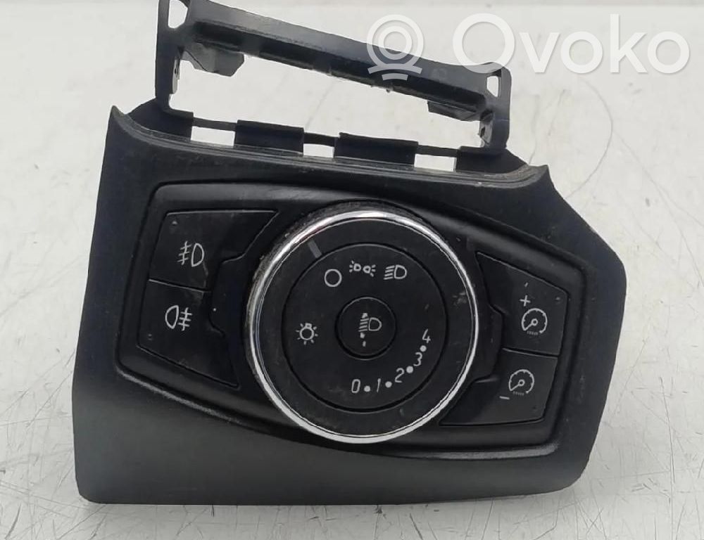 Ford Focus Light switch 