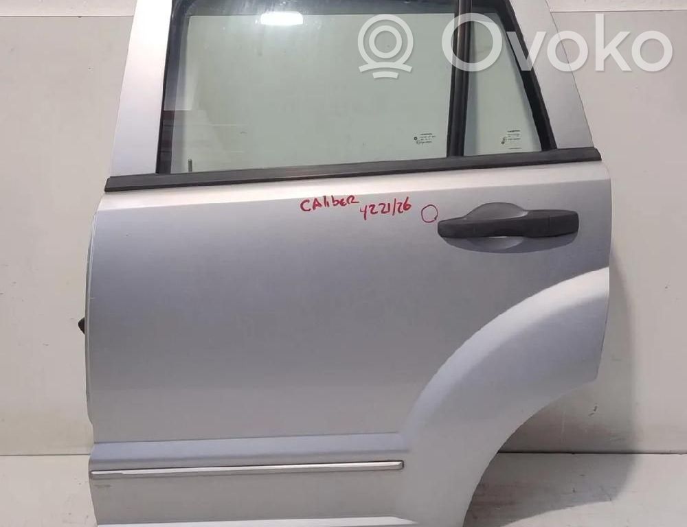 Dodge Caliber Puerta trasera 