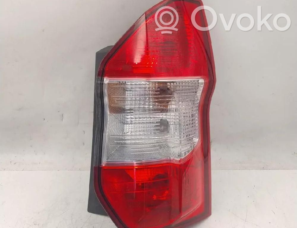 Ford Turneo Courier Takaluukun takavalot 