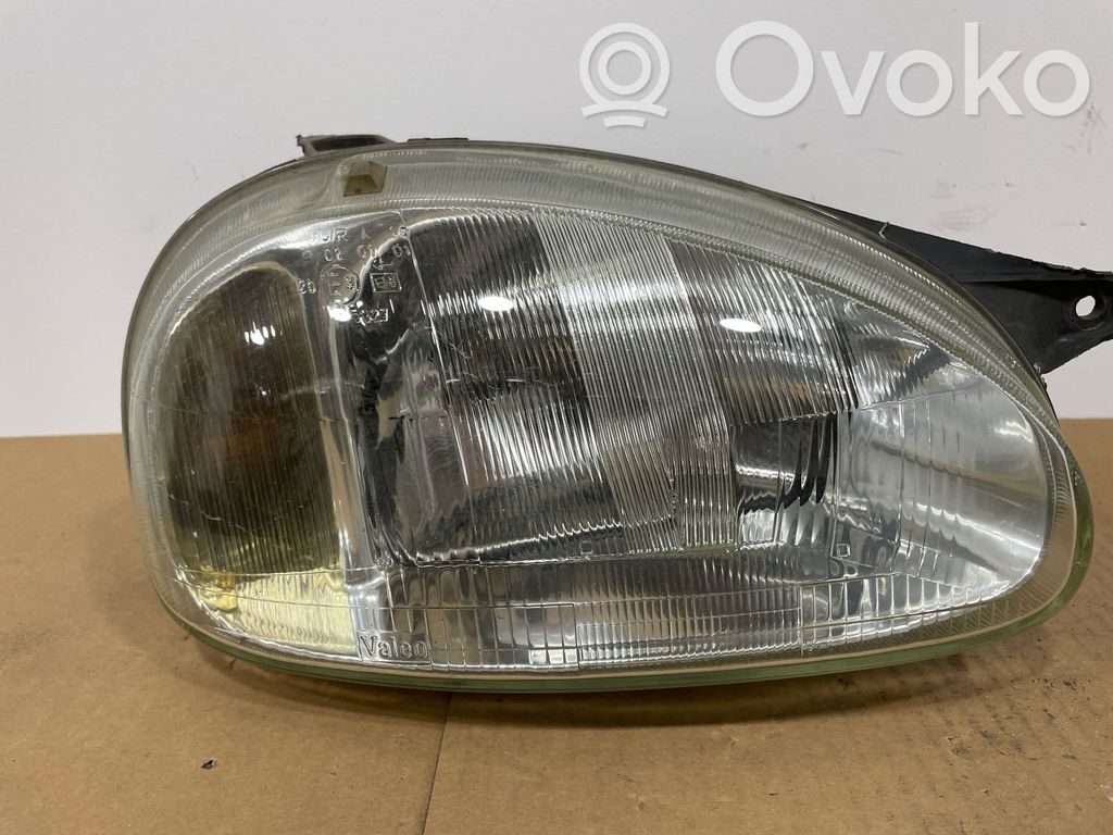 Opel Corsa B Headlight/headlamp 