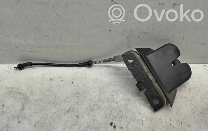 Audi A4 S4 B6 8E 8H Aizmugurējā pārsega slēdzene 