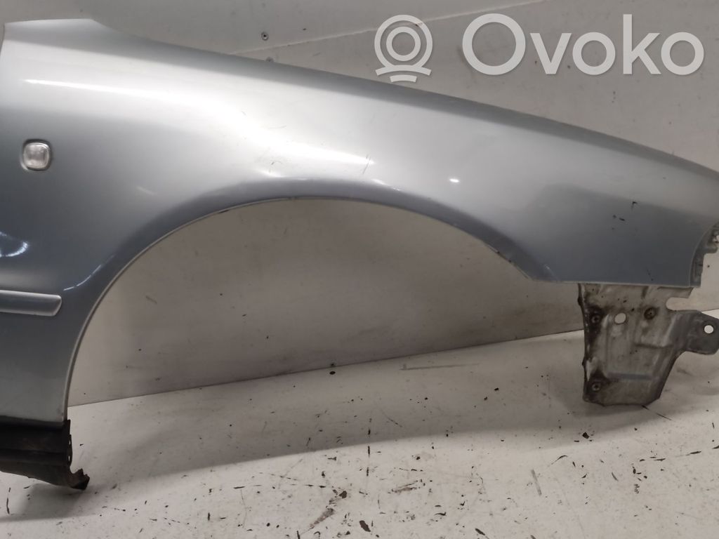 Audi A4 S4 B5 8D Guardabarro 