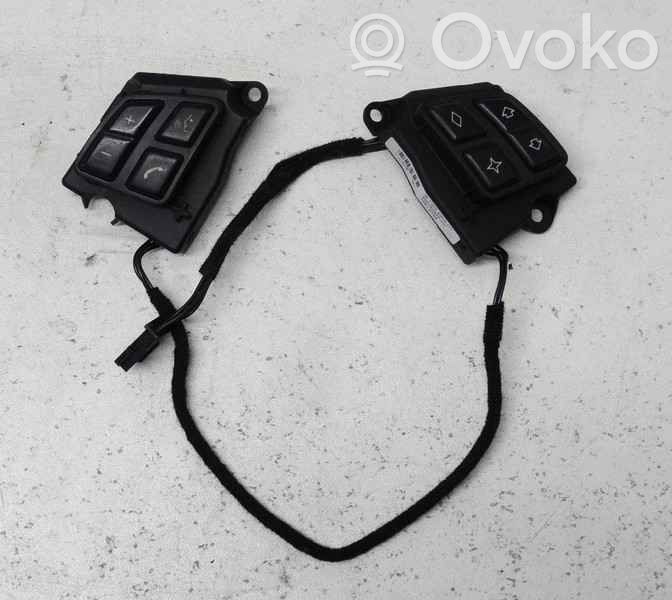 BMW 1 E81 E87 Steering wheel buttons/switches 