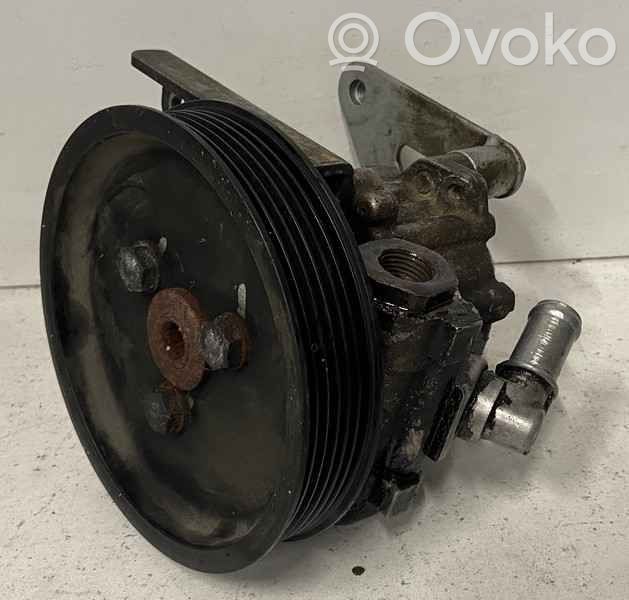 BMW 3 E36 Ohjaustehostimen pumppu 
