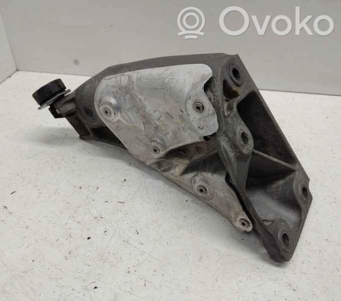 BMW X5 E70 Engine mount bracket 