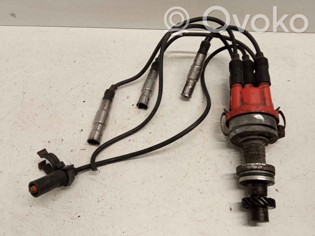 Volkswagen Golf III Aparat / Rozdzielacz zapłonu 