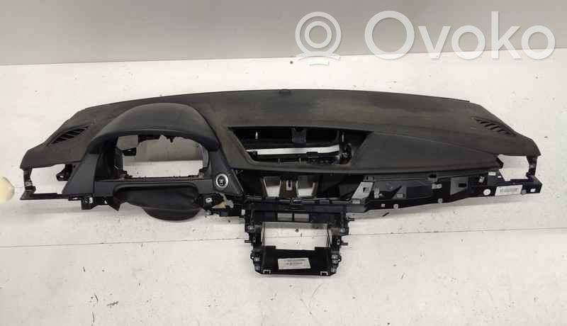 BMW X1 E84 Panelė 