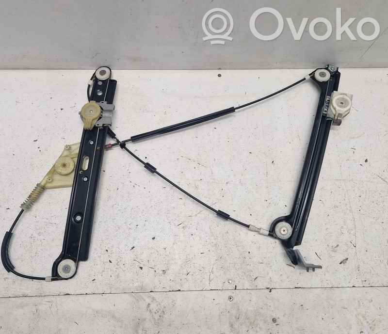 BMW 1 E81 E87 Front door window regulator with motor 