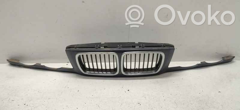 BMW 5 E34 Grille de calandre avant 