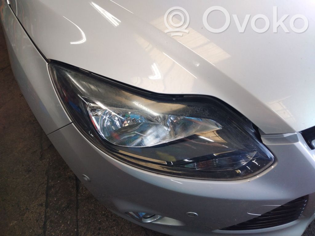Ford Focus Headlight/headlamp 