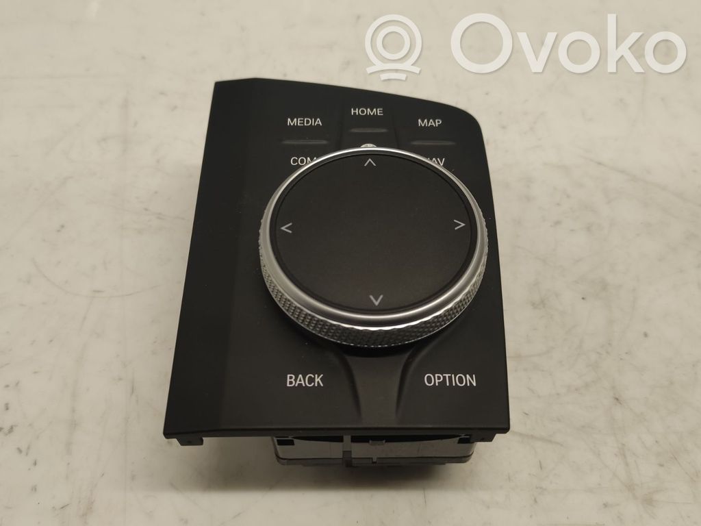 Przyciski multifunkcyjne   65825A1D041,0008332,12073010,VDMS12