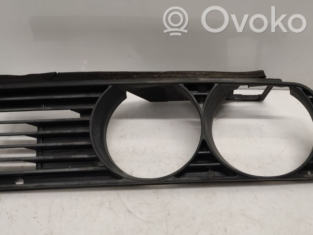 BMW 3 E30 Under headlight/headlamp trim 