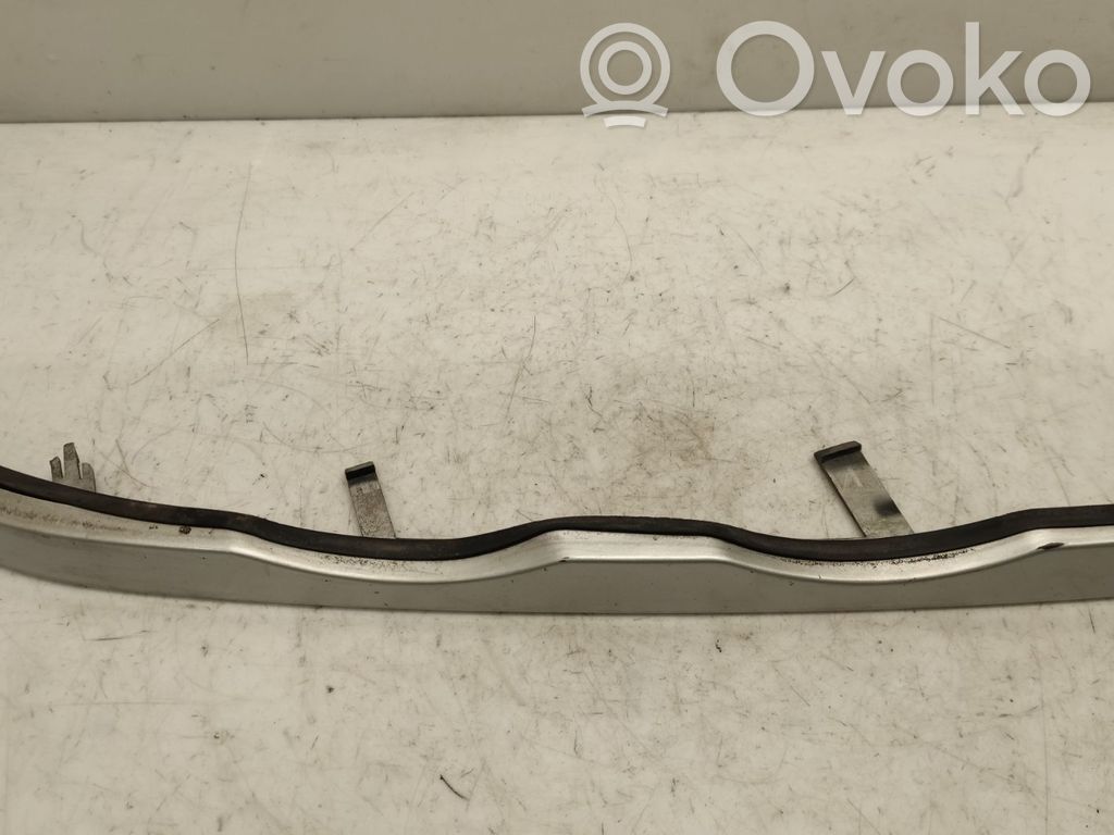 BMW 3 E46 Under headlight/headlamp trim 