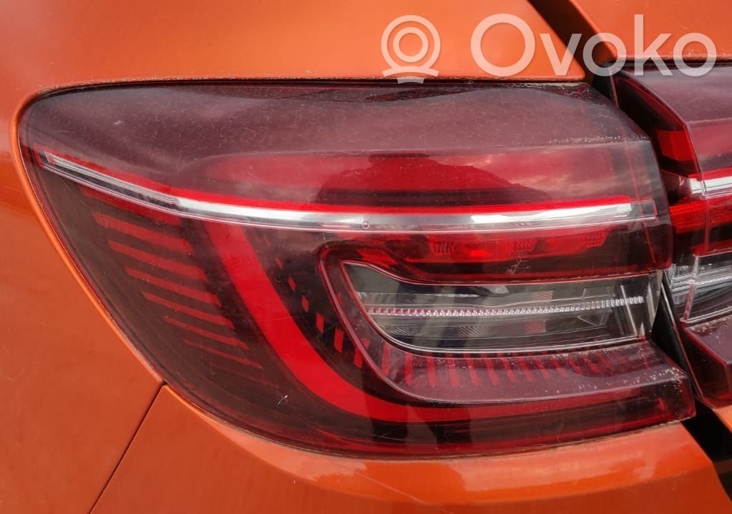 Renault Clio V Aizmugurējais lukturis virsbūvē 