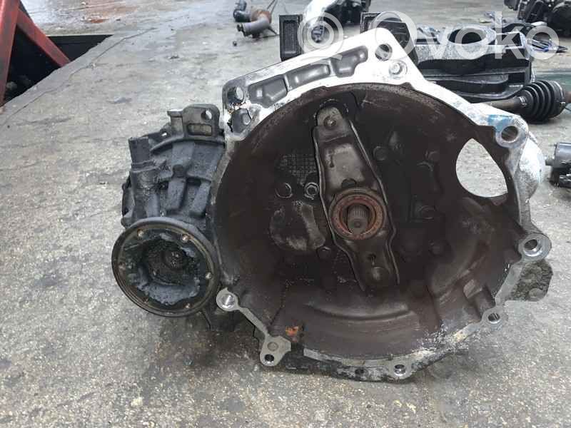 Volkswagen Polo Manual 5 speed gearbox 