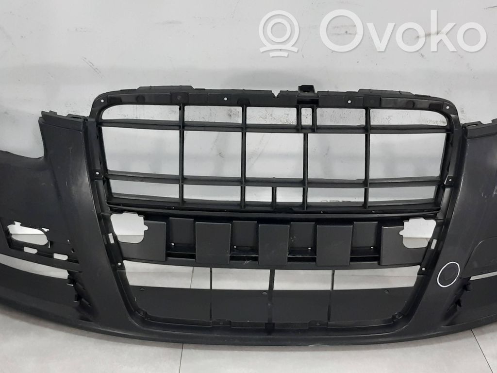 Priekinis bamperis   4F0807437C