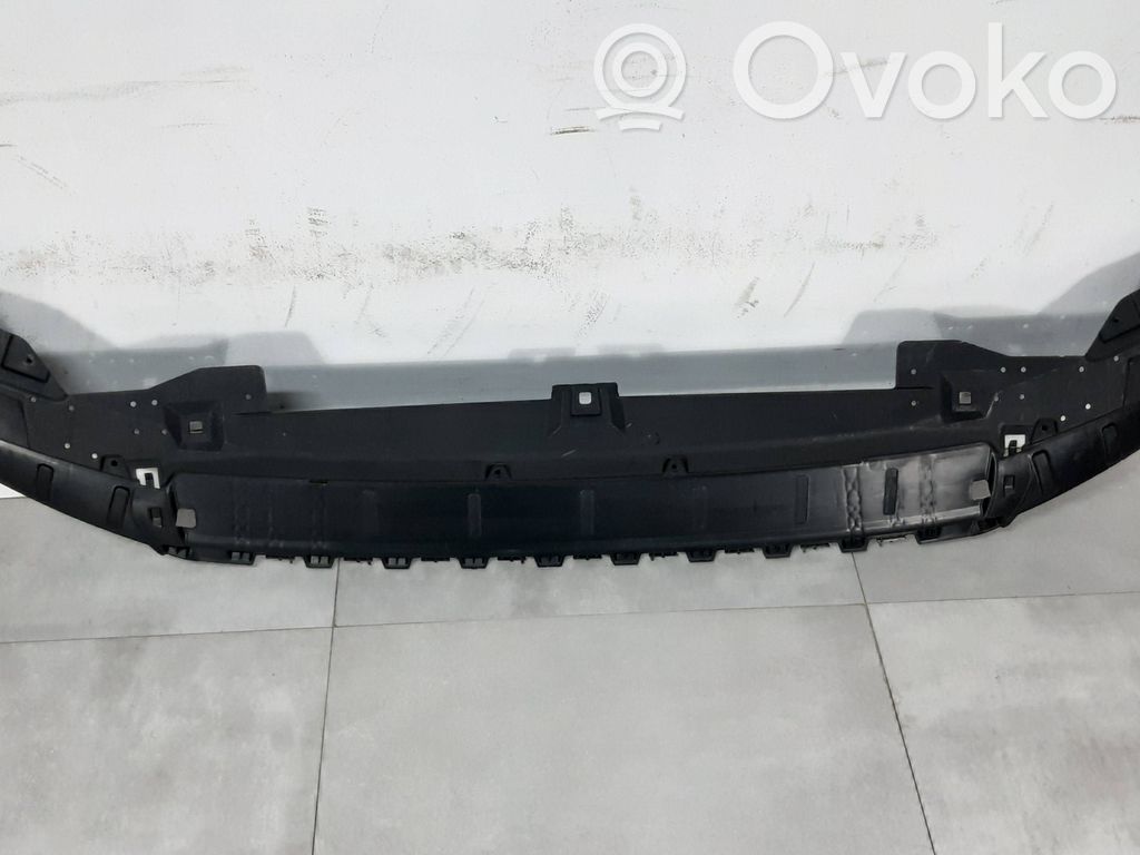 Front bumper lip   81A807233B