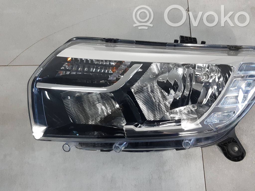 Dacia Logan II Phare frontale 