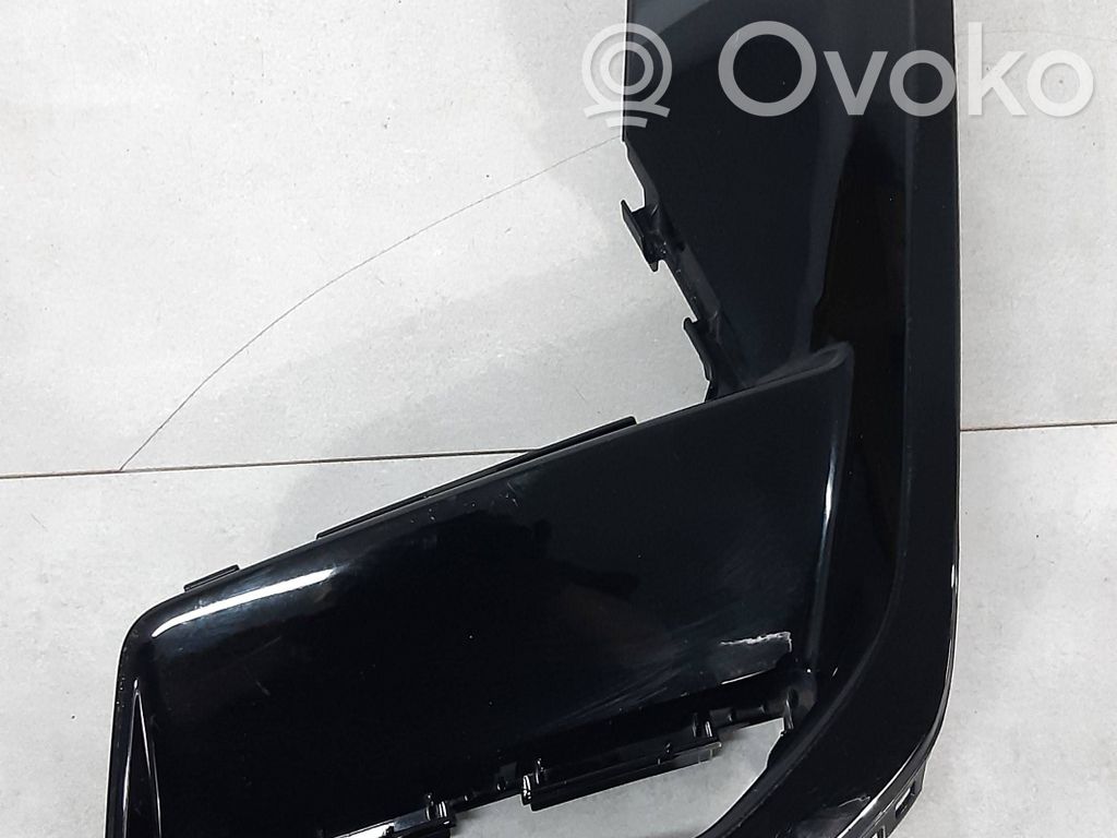 Audi Q6 e-tron Front bumper lower grill 