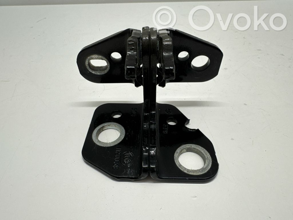 Ram 1500 DT Front door lower hinge 