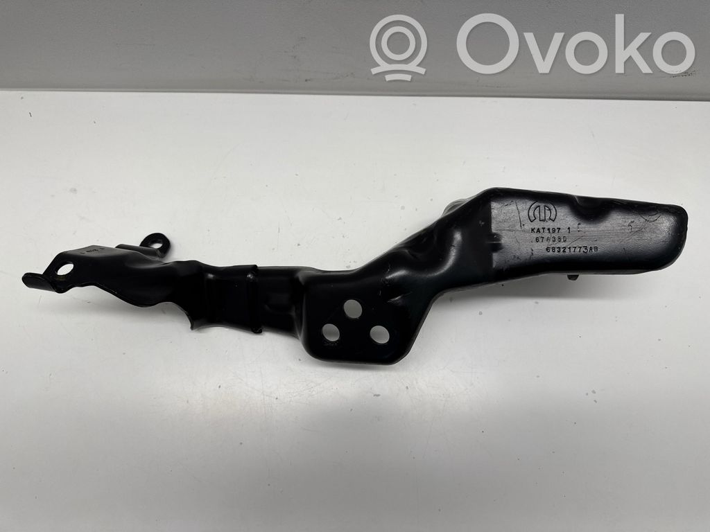 Ram 1500 Engine mounting bracket 