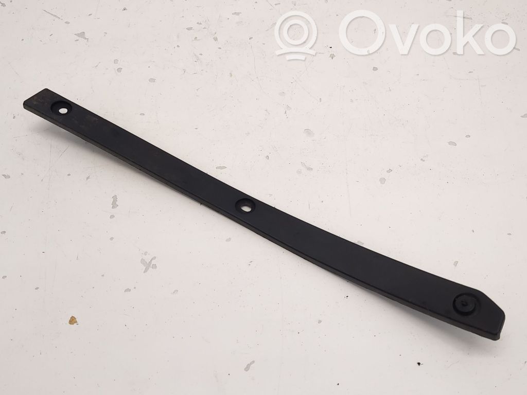 Audi A5 Front splash guards bracket 
