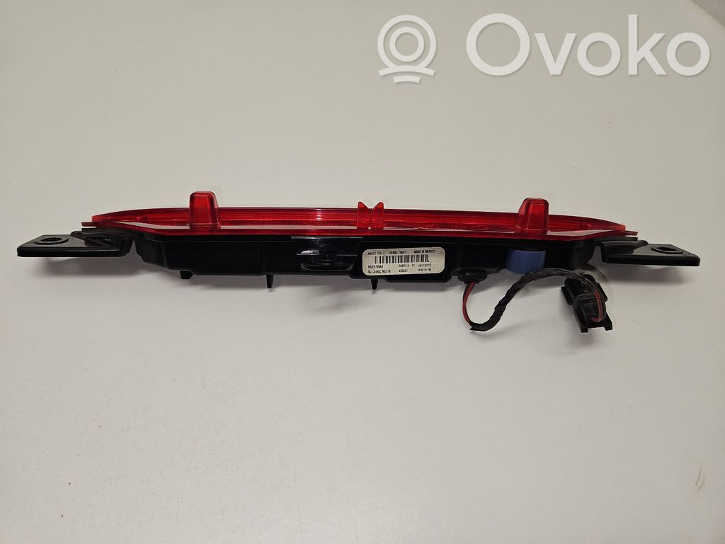 Chrysler Pacifica Third/center stoplight 