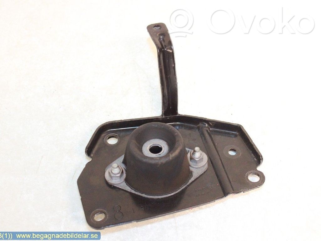 Peugeot Partner Engine mounting bracket 