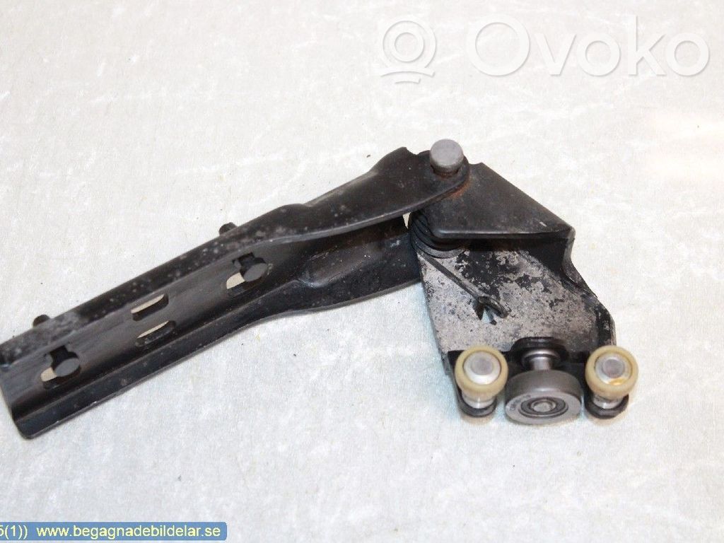 Sliding door upper roller guide/hinge   93451715,93451865,777645238R