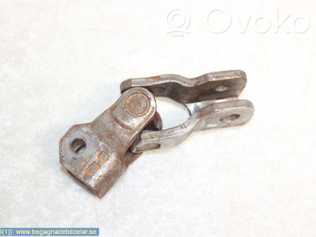 Steering column universal joint   488100012R