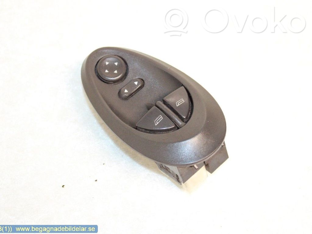 Electric window control switch   500321137