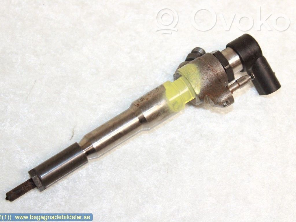 Sprausla (-i)   166000372R,166007840R