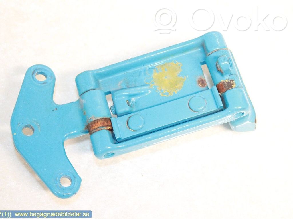 Front door upper hinge   5801277563