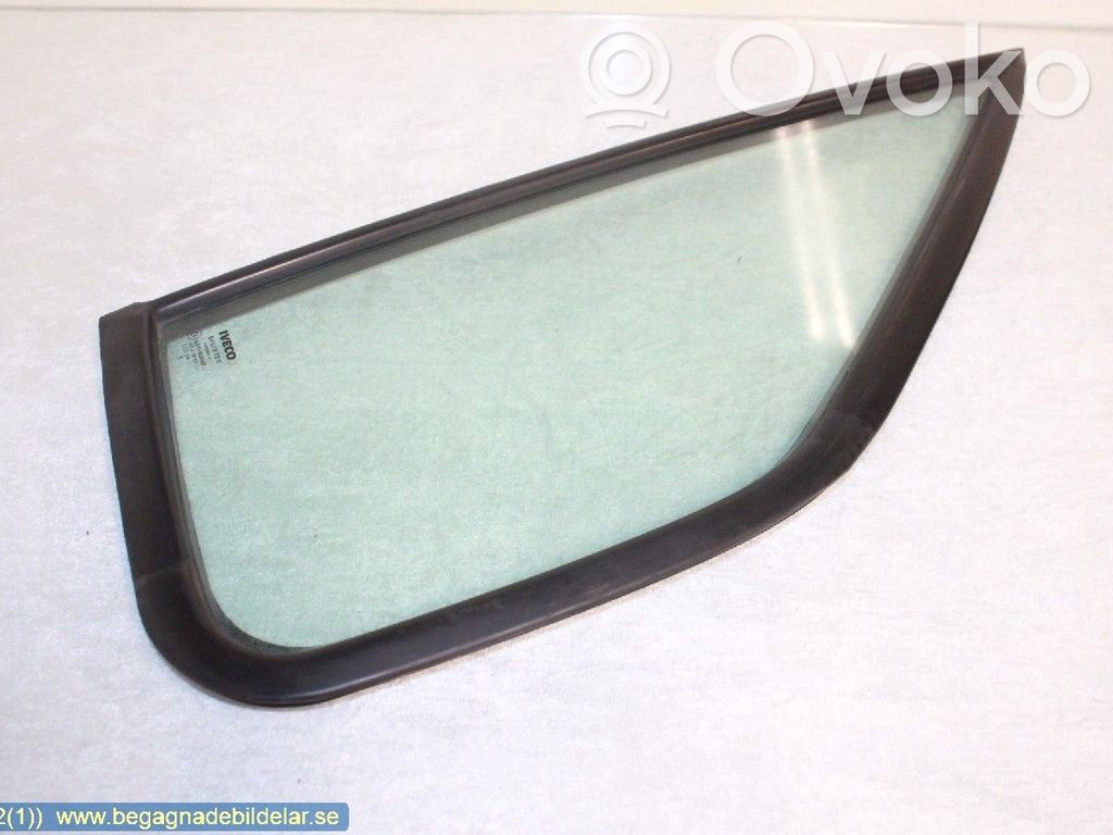 Iveco Daily 4th gen Front door vent window glass four-door 