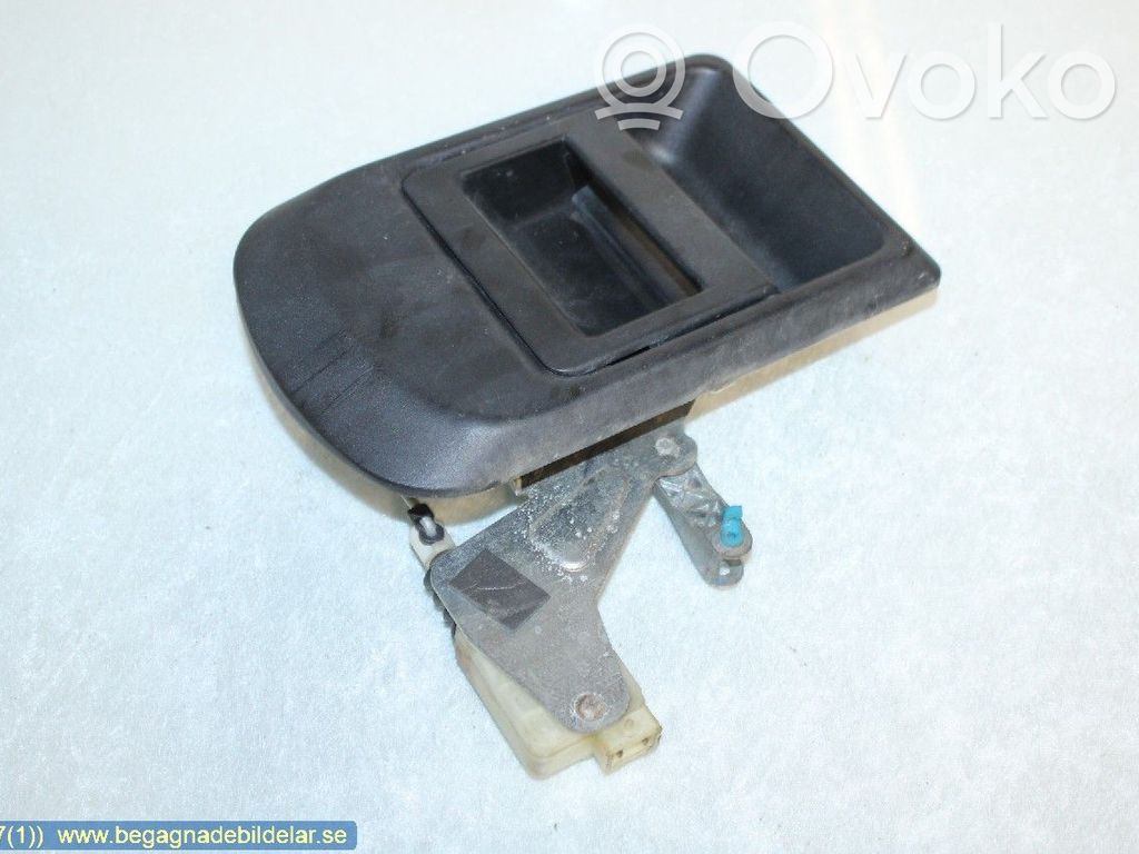 Manecilla externa puerta delantera   3804810