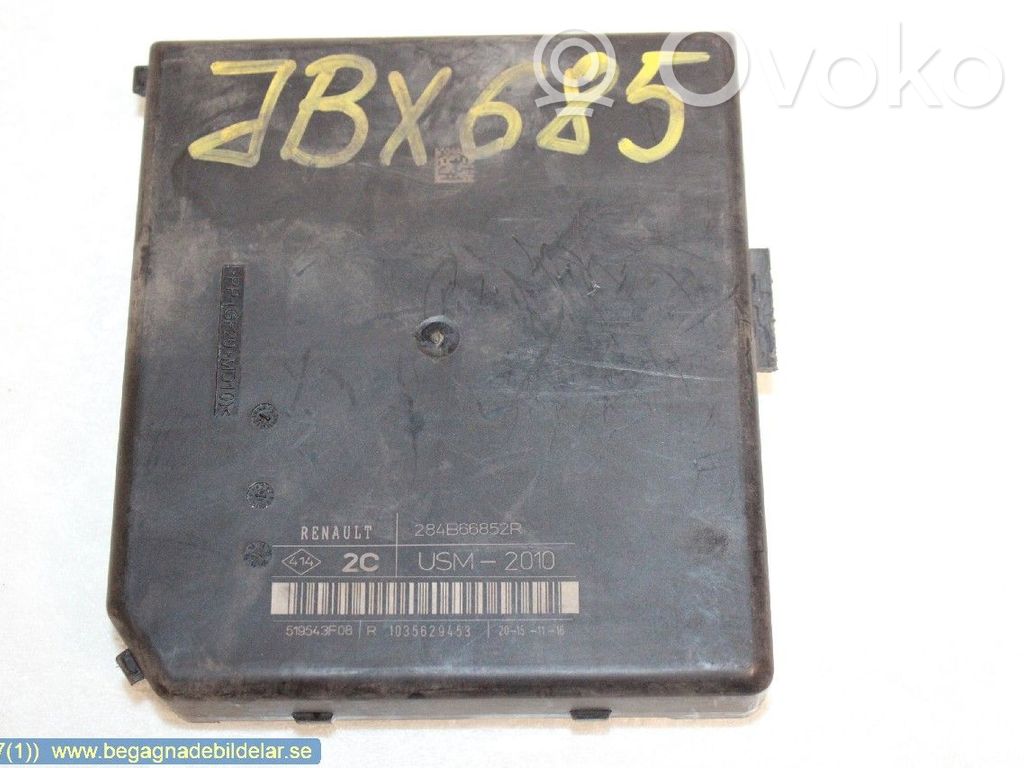 Блок предохранителей   284B66852R,284B70934R
