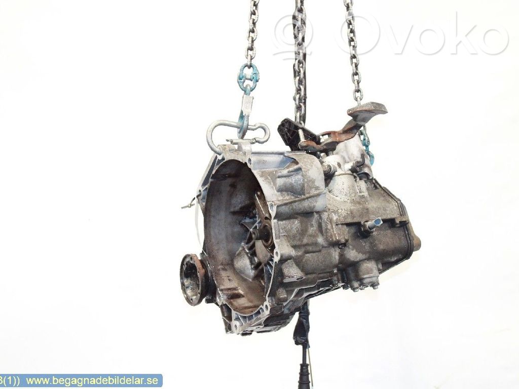 Volkswagen Caddy Manualna 5-biegowa skrzynia biegów 