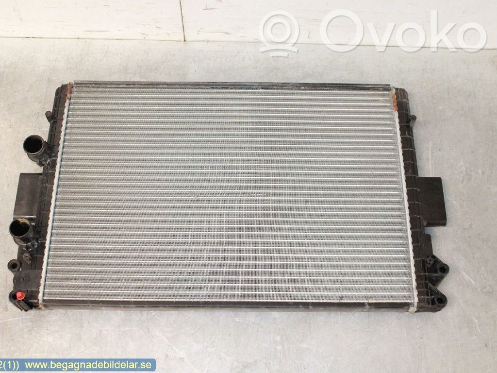 Iveco Daily 3rd gen Radiator lichid răcire 