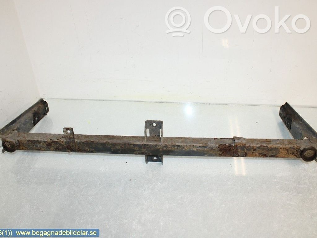 Gearbox mounting bracket   504081859