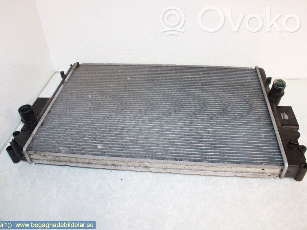 Iveco Daily 4th gen Radiatore di raffreddamento 