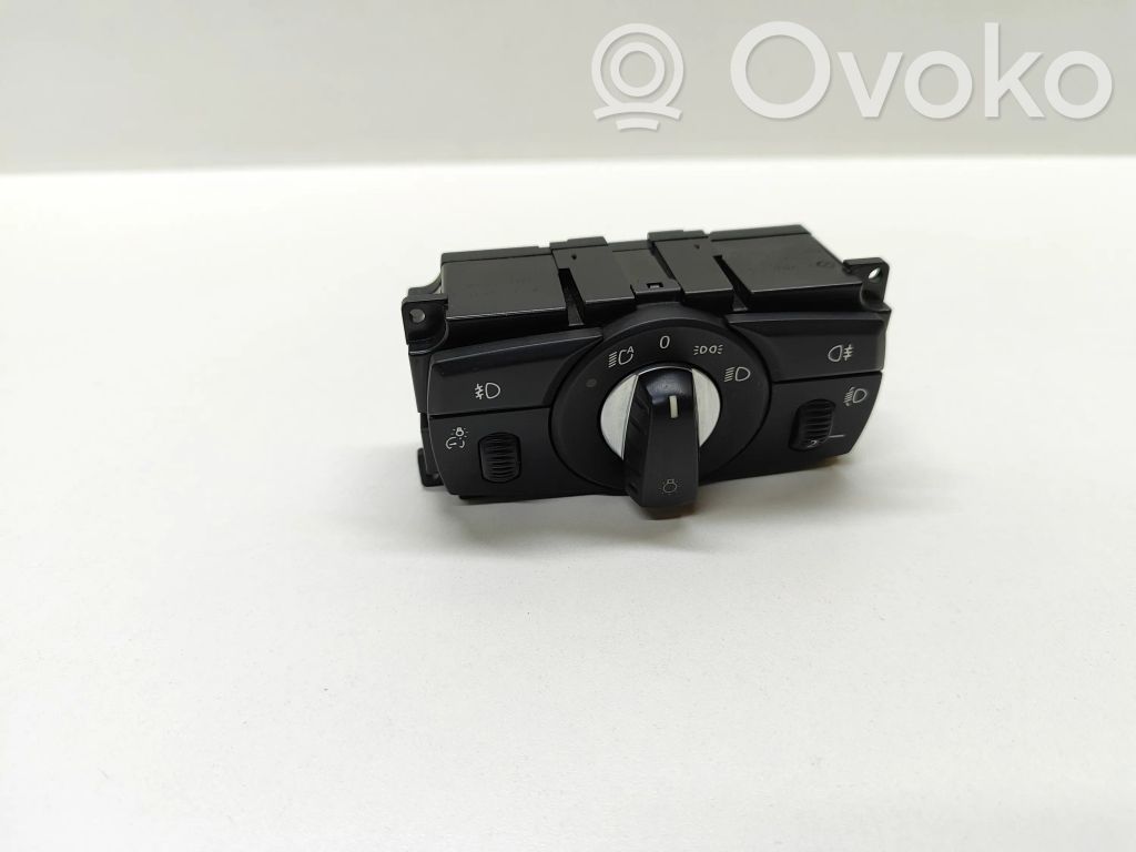 BMW 5 E60 E61 Valokatkaisija 