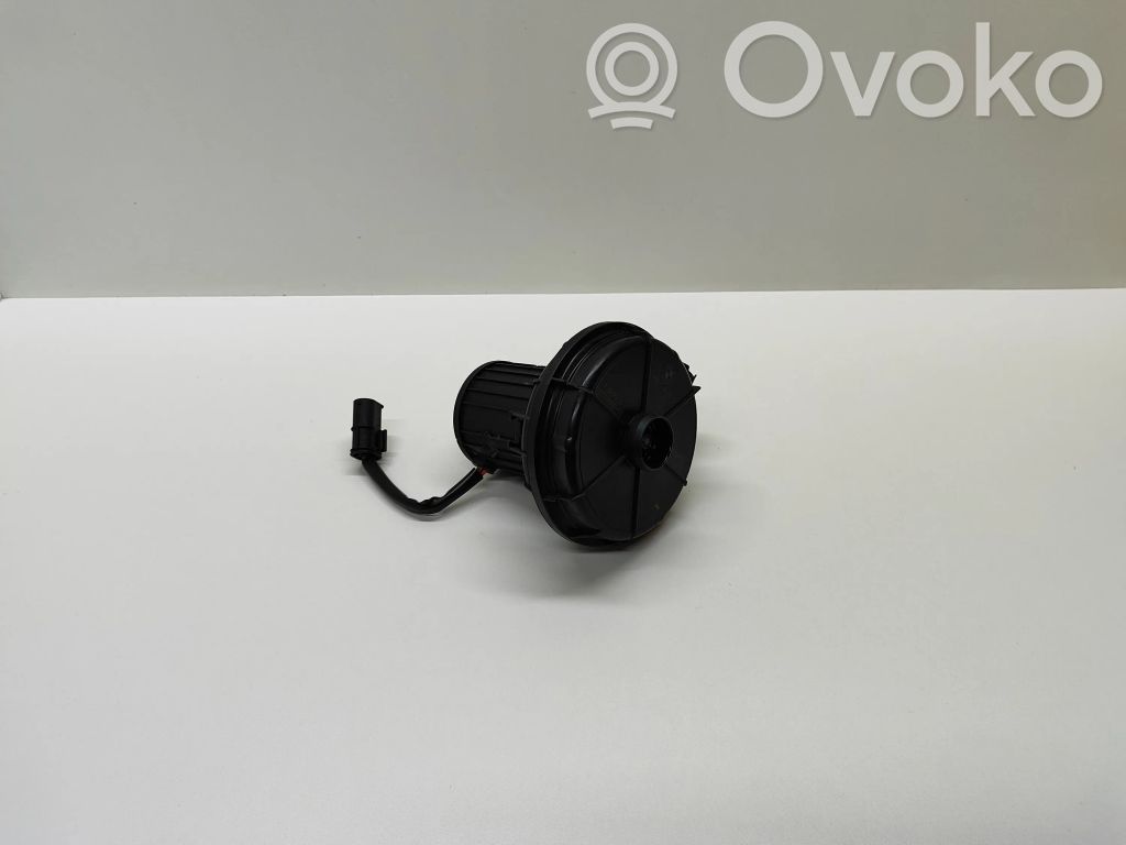 BMW 5 E60 E61 Antrinis oro siurblys 