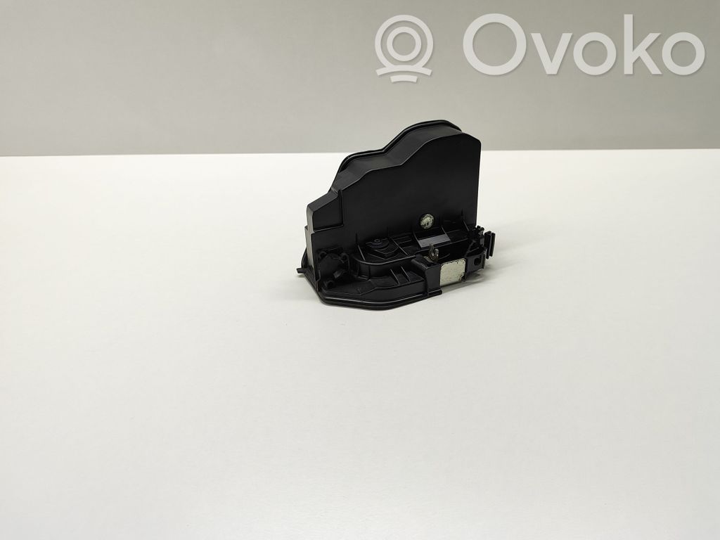 BMW 5 E60 E61 Front door lock 